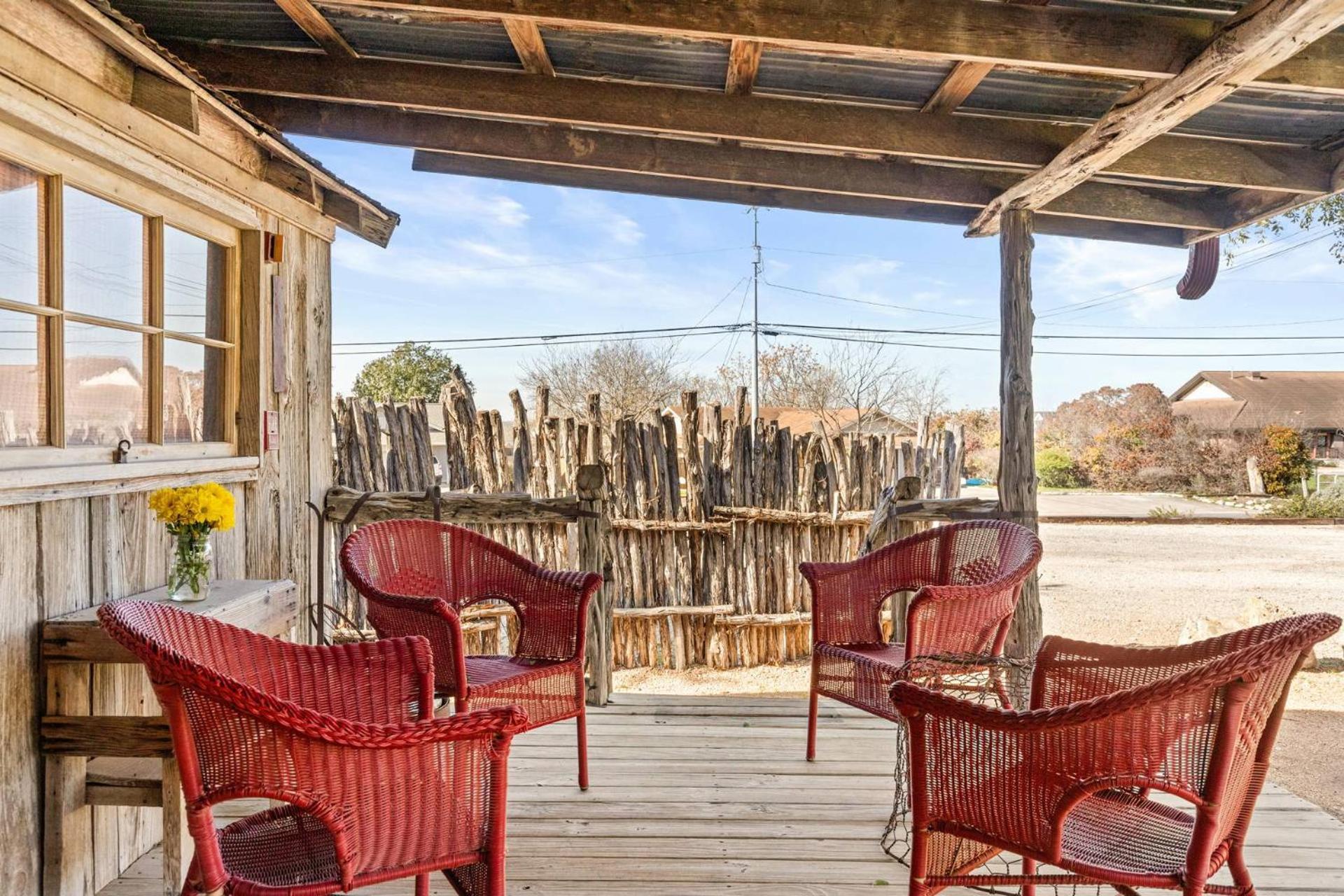 Villa #6 The Root Cellar At Garrison In Gruene New Braunfels Exterior foto